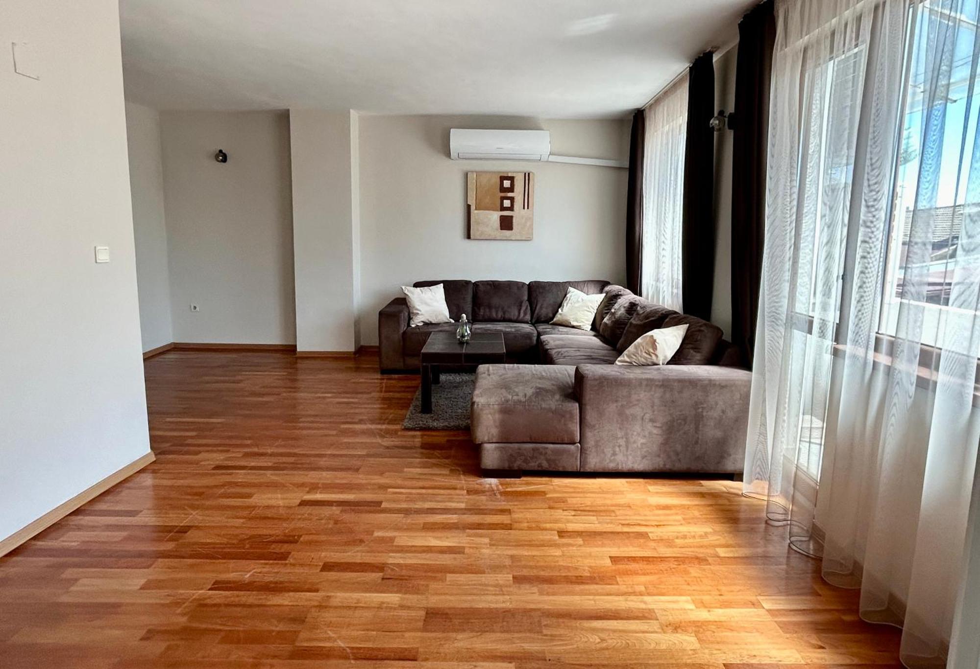 Fenix 2 Bedroom Apartment Varna Center المظهر الخارجي الصورة