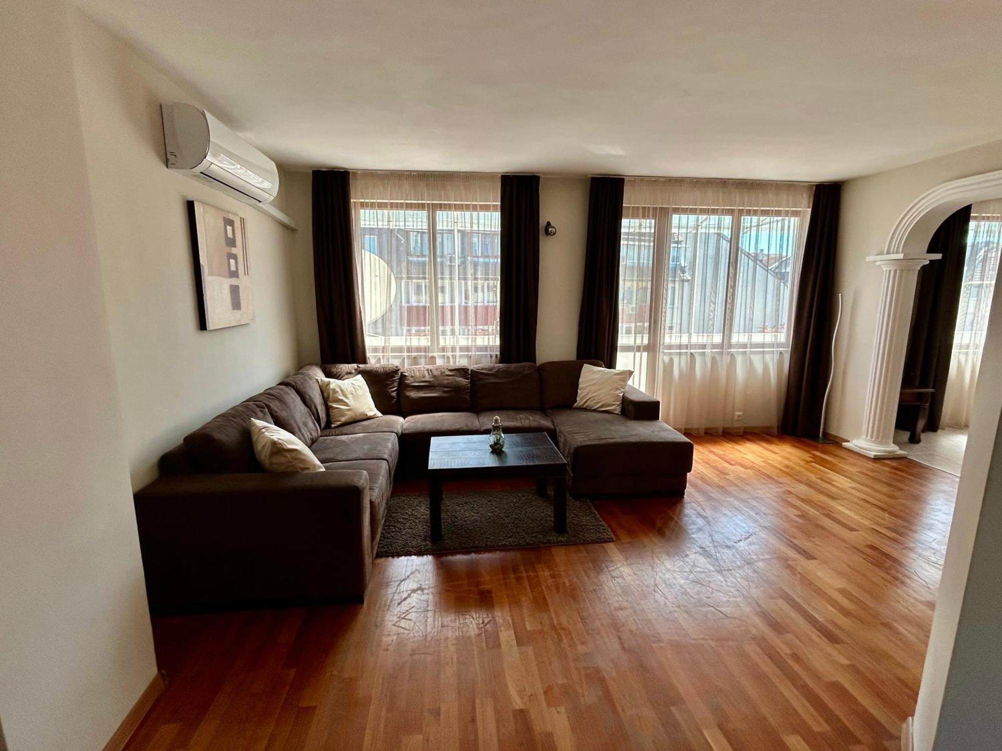 Fenix 2 Bedroom Apartment Varna Center المظهر الخارجي الصورة